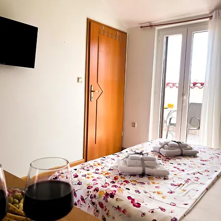 Marvil Cozy With Private Terrace And Free Parking *