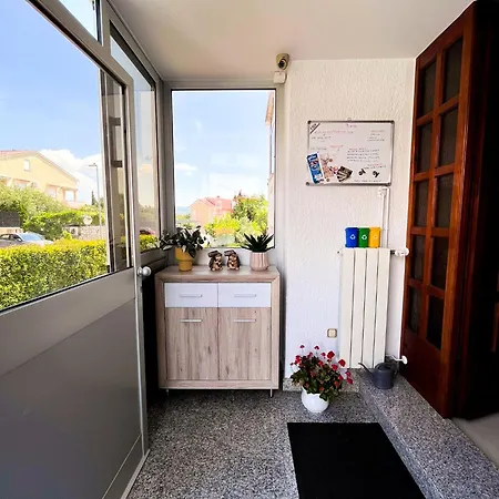 Apartament Marvil Cozy With Private Terrace And Free Parking