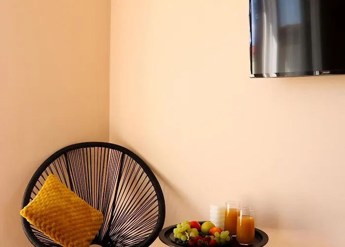Marvil Cozy With Private Terrace And Free Parking *