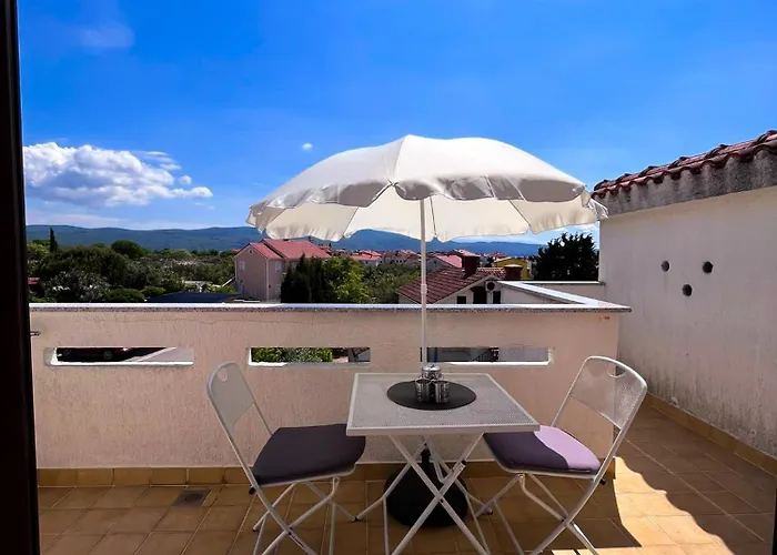 Marvil Cozy With Private Terrace And Free Parking *