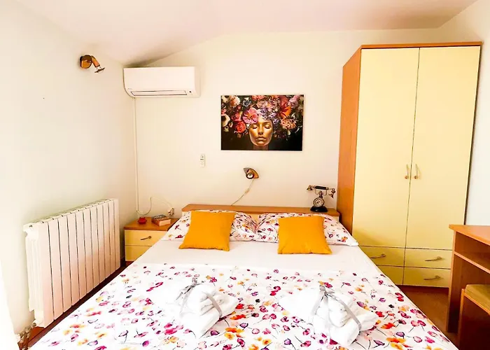 Marvil Cozy With Private Terrace And Free Parking Krk Town
